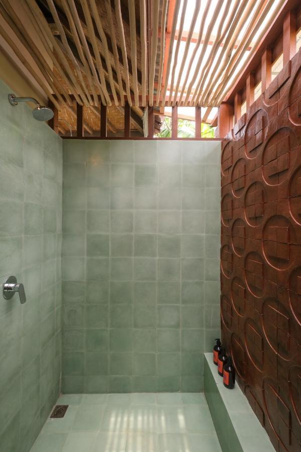 Rumah Senang - Walk To Beach विला Balian