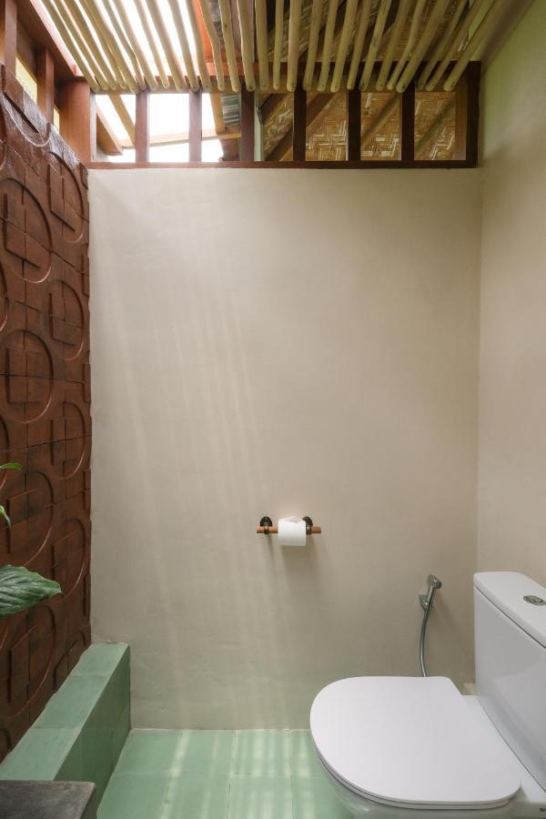 Rumah Senang - Walk To Beach विला Balian